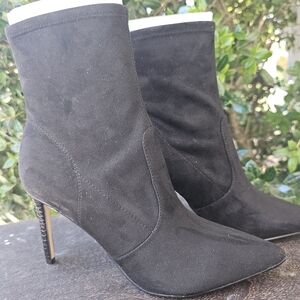 Womens Size 10 Black Suede Boots Nine West Stiletto Ankle‎ Sock Bootie
